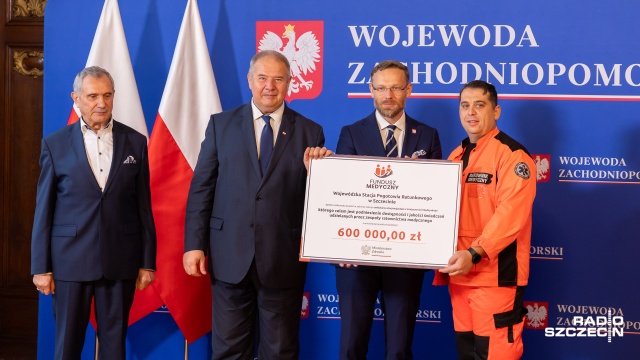 Fot. Robert Stachnik [Radio Szczecin] Stacje pogotowia w regionie otrzymały fundusze na zakup karetek [ZDJĘCIA]