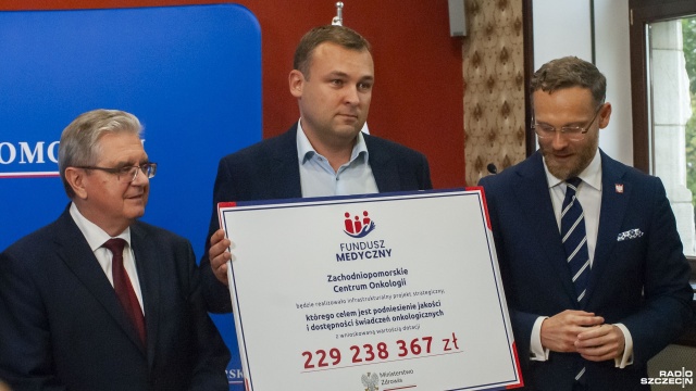 Fot. Wojciech Ochrymiuk [Radio Szczecin] Pół miliarda na onkologię [WIDEO, ZDJĘCIA]