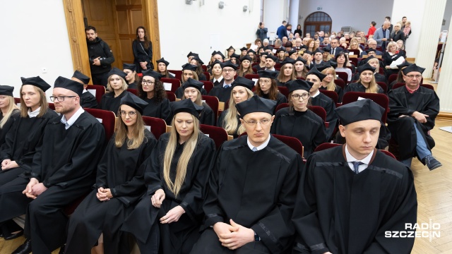 Fot. Robert Stachnik [Radio Szczecin] Wręczenie tytułów naukowych na PUM. Zwiększyła się lista doktorów honoris causa [WIDEO, ZDJĘCIA]