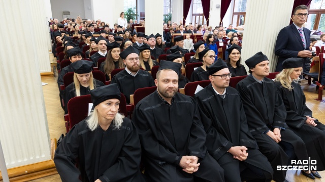 Fot. Robert Stachnik [Radio Szczecin] Wręczenie tytułów naukowych na PUM. Zwiększyła się lista doktorów honoris causa [WIDEO, ZDJĘCIA]
