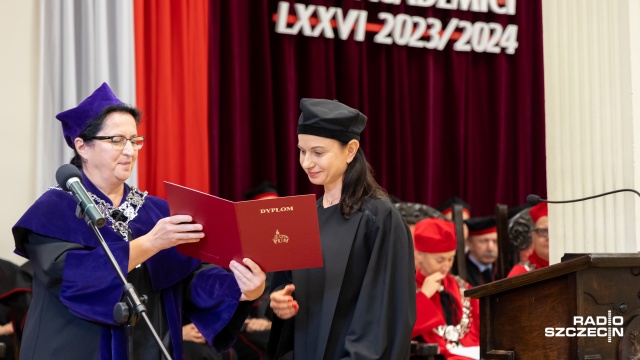 Fot. Robert Stachnik [Radio Szczecin] Wręczenie tytułów naukowych na PUM. Zwiększyła się lista doktorów honoris causa [WIDEO, ZDJĘCIA]