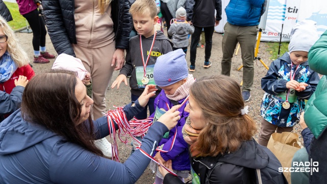 Fot. Robert Stachnik [Radio Szczecin] Charytatywny bieg dla hospicjum w parku Kasprowicza [WIDEO, ZDJĘCIA]