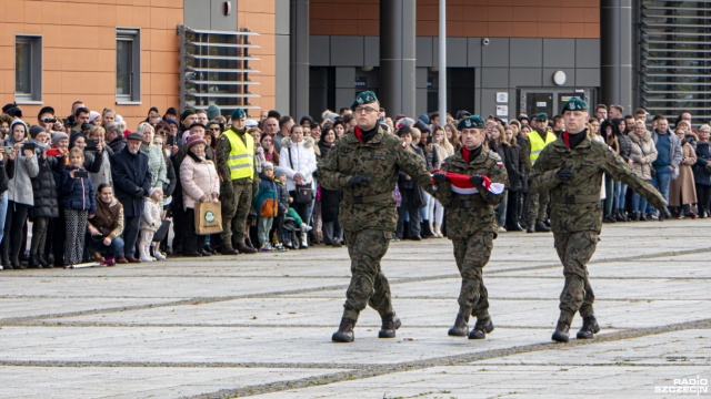 Fot. Maciej Papke [Radio Szczecin] "To wyraz waszego patriotyzmu i gotowości służenia ojczyźnie" [WIDEO, ZDJĘCIA]