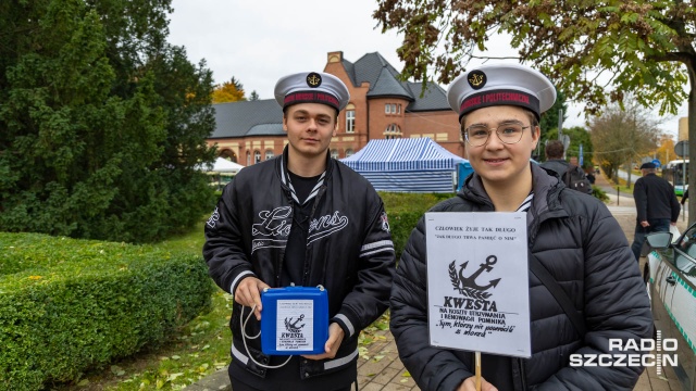 Fot. Robert Stachnik [Radio Szczecin] Zapal znicz, ale i pomóż potrzebującym [ZDJĘCIA]