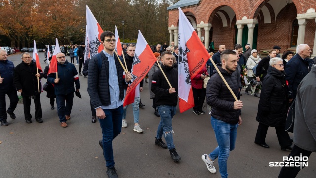 Fot. Robert Stachnik [Radio Szczecin] Ostatnie pożegnanie żołnierza AK, kapitana Bronisława Pakuły [ZDJĘCIA]