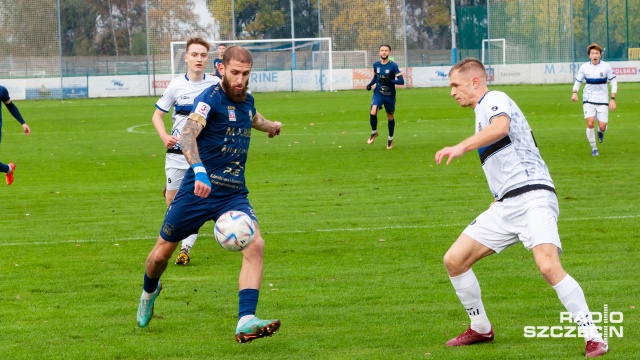 Fot. Robert Stachnik [Radio Szczecin] Trzecia liga. Derby dla piłkarzy Świtu [ZDJĘCIA]