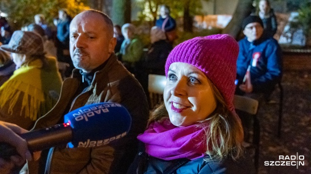 Fot. Robert Stachnik [Radio Szczecin] Wspólne śpiewanie pieśni patriotycznych [ZDJĘCIA]