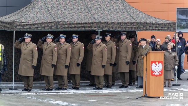 Fot. Robert Stachnik [Radio Szczecin] Kolejni żołnierze złożyli przysięgę [ZDJĘCIA]