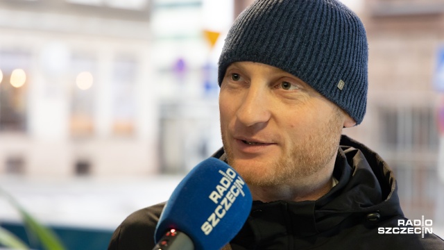 Fot. Robert Stachnik [Radio Szczecin] Od beletrystki do książek naukowych. Kiermasz w Książnicy [ZDJĘCIA]