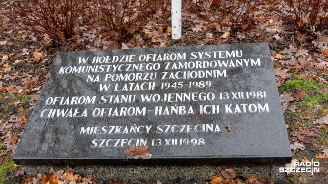 Fot. Robert Stachnik [Radio Szczecin] "Stan wojenny to nie tylko ofiary, ale złamane życiorysy" [WIDEO, ZDJĘCIA]