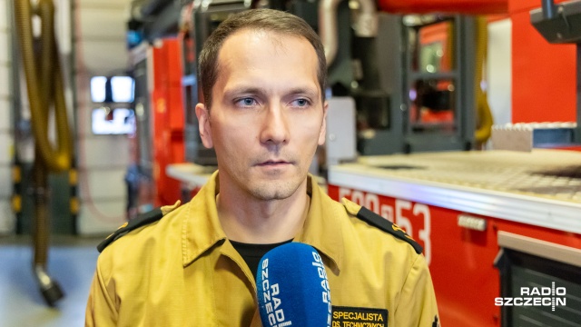 Fot. Robert Stachnik [Radio Szczecin] "W jeden dzień stracił wszystko." Strażacy z Polic pomagają koledze [WIDEO, ZDJĘCIA]