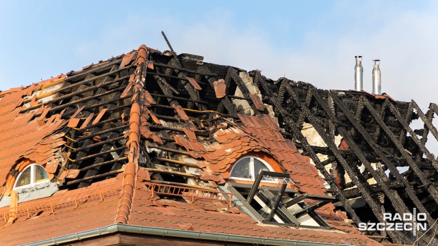 Fot. Robert Stachnik [Radio Szczecin] Nocny pożar w święta. Część mieszkańców się wyprowadza [WIDEO, ZDJĘCIA]