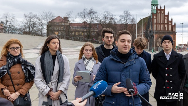 Fot. Robert Stachnik [Radio Szczecin] Dla ludzi zabawa, dla zwierząt - trauma, a nawet śmierć [ZDJĘCIA]