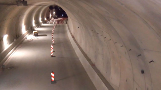 Świnoujście: Tunel już z wyjściami ewakuacyjnymi [ZDJĘCIA]
