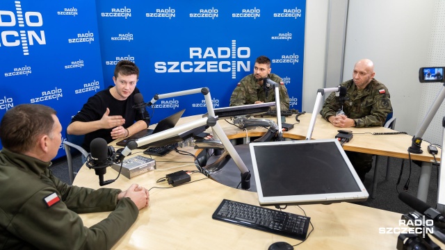 Kierujemy tę akcję do uczniów i nauczycieli - tak żołnierze 14. Zachodniopomorskiej Brygady Obrony Terytorialnej zapraszają do wzięcia udziału w programie Ferie z WOT.