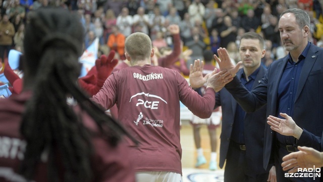 Koszykarze PGE Spójni wygrali w Lublinie i awansowali do finałowego turnieju Pucharu Polski.