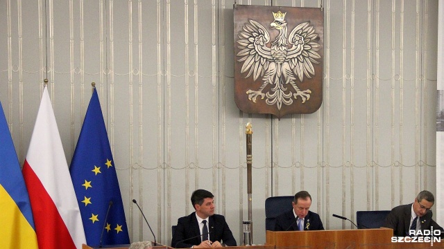 Senat wysłucha informacji rządu na temat fuzji PKN Orlen z Grupą Lotos. O rozszerzenie porządku obrad zawnioskował marszałek izby Tomasz Grodzki.
