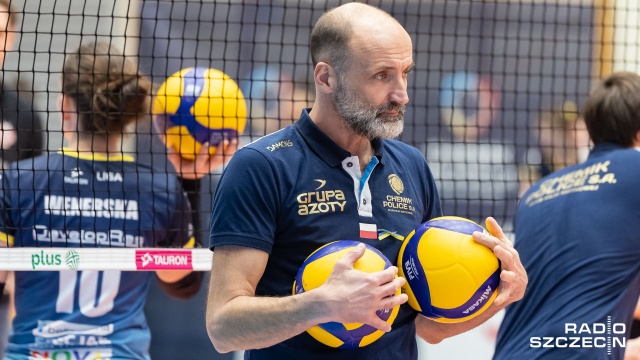 Klub Grupa Azoty Chemik Police rozstaje się z Markiem Mierzwińskim. Chemiczki, pod wodzą Mierzwińskiego, przegrały swoje trzy ostatnie spotkania: dwa w Tauron Lidze i jedno w Lidze Mistrzyń.