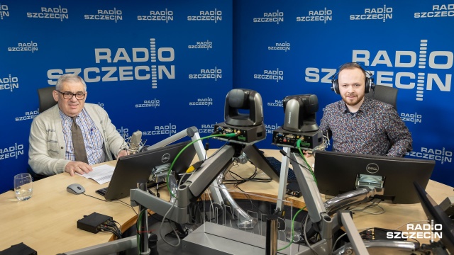 W czasie wojny nie ma innej drogi, jak interwencjonizm państwa czy zakup uzbrojenia. Bezpieczeństwo nie ma ceny - oceniał w Rozmowach pod krawatem ekonomista, profesor Zachodniopomorskiego Uniwersytetu Technologicznego Leonard Rozenberg.