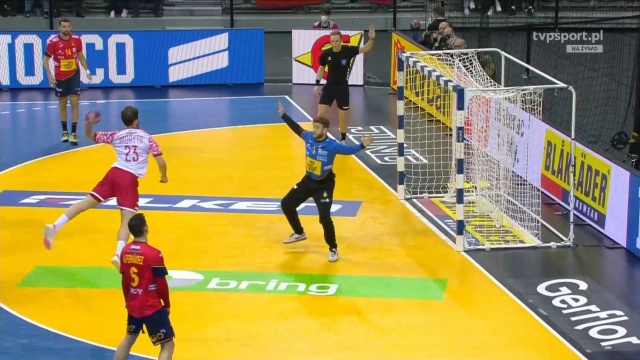 Reprezentacja Polski piłkarzy ręcznych przegrała w Krakowie z Hiszpanią 23:27 (15:16) w swoim pierwszym meczu drugiej rundy mistrzostw świata.