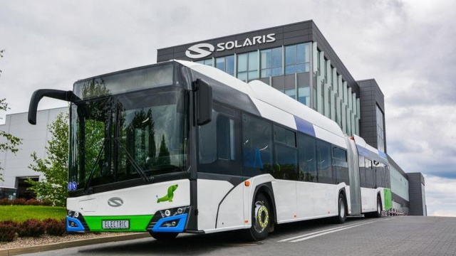 Dwa elektryczne autobusy przegubowe trafią wkrótce do Szczecina.