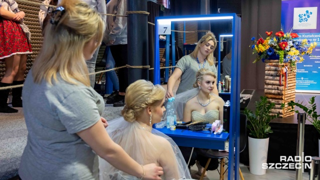 Młode fryzjerki z województwa po raz 26. stanęły w szranki w konkursie Srebrny Lok, organizowanym przez Zespół Szkół Rzemieślniczych w Szczecinie.