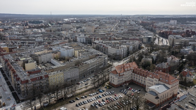 Szczecin to miasto, gdzie najłatwiej znaleźć pracę w całej Unii Europejskiej osobom do 24. roku życia. To wnioski z raportu przygotowanego przez Eurostat. Unijny urząd statystyczny przeanalizował bezrobocie pod tym kątem we wszystkich krajach całej Unii Europejskiej.