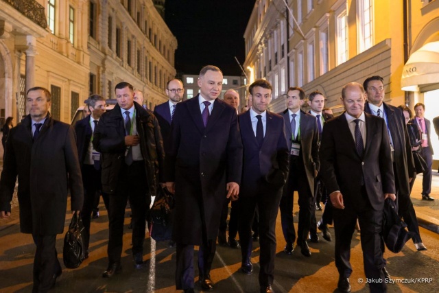 Polska, Francja i Niemcy szukają wspólnych stanowisk, a nie różnic w polityce zagranicznej - zapewnia szef prezydenckiego Biura Polityki Międzynarodowej Marcin Przydacz.