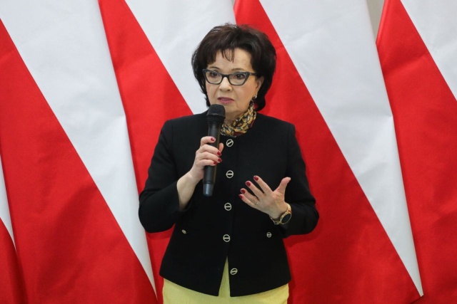 W Elblągu zakończyło się spotkanie Elżbiety Witek z mieszkańcami miasta, samorządowcami oraz parlamentarzystami z regionu. Marszałek Sejmu podkreślała, że PiS rządzi w najtrudniejszych czasach trzeciej Rzeczypospolitej.