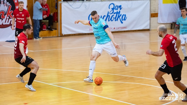 Czerwone Smoki zakończyły pucharową przygodę halowych piłkarzy nożnych Futsalu Szczecin.