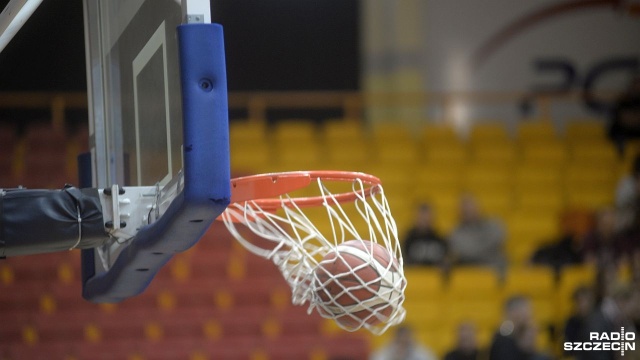 Koszykarze PGE Spójni zmierzą się w sobotę z Treflem Sopot w Energa Basket Lidze.