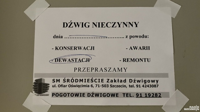 Od 3 miesięcy do 5 lat więzienia grozi podejrzanym o kradzież osprzętu wind na szczecińskich osiedlach.