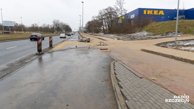To inwestycja, na którą kierowcy czekali od wielu miesięcy: jak informuje nasz słuchacz zakończyły się roboty drogowe na ul. Mieszka I, przy sklepie Ikea.