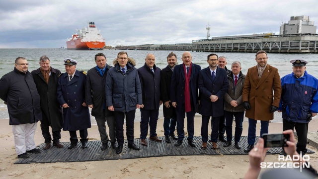 Pierwsza dostawa LNG gazowcem Lech Kaczyński [WIDEO, ZDJĘCIA]