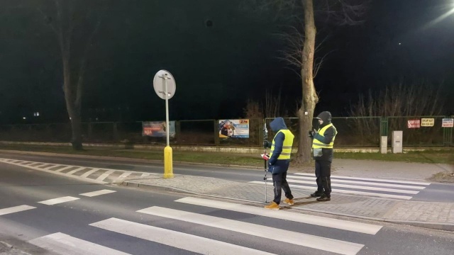 Będzie bezpieczniej w regionie - doświetlonych zostanie ponad 500 przejść dla pieszych.