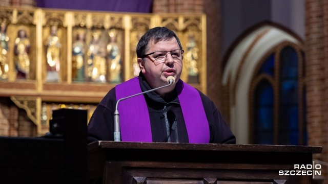 Dzisiaj kończą się trzydniowe rekolekcje w szczecińskiej Bazylice Archikatedralnej. Mają one na celu przygotowanie wiernych na nadchodzące święta Wielkiej Nocy.