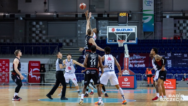 Zwycięstwa koszykarzy Kinga Szczecin i PGE Spójni Stargard w piątkowych meczach 26. kolejki rozgrywek o mistrzostwo Polski.
