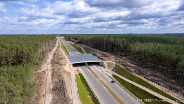 Ponad 80 procent prac wykonanych. Raport z budowy S11 na odcinku Zegrze Pomorskie- Kłanino publikuje Generalna Dróg Krajowych i Autostrad w Szczecinie.