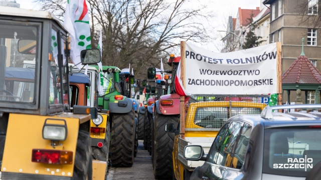 To jeszcze nie koniec protestów, ale szansa na nić porozumienia. Minister rolnictwa przyjedzie w czwartek do Szczecina.