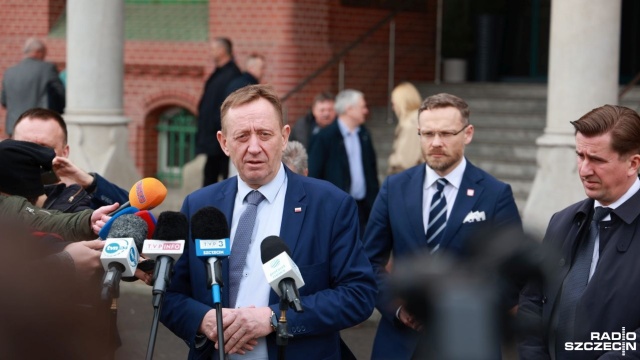 Porty w Szczecinie i Świnoujściu mogą odegrać ważną rolę w pozbyciu się ukraińskiego zboża z Polski - mówił o tym w Szczecinie minister rolnictwa Robert Telus.