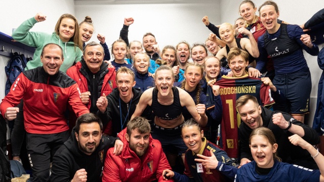 Piłkarki nożne Pogoni nie zwalniają tempa w rozgrywkach o mistrzostwo Polski. Szczecinianki w siódmym tegorocznym meczu ekstraligi odniosły szóste zwycięstwo w rundzie wiosennej.