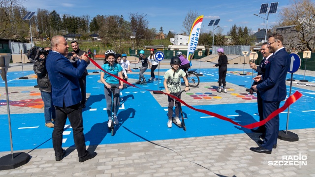 W Dobrej koło Nowogardu otwarto skatepark i miasteczko ruchu drogowego.