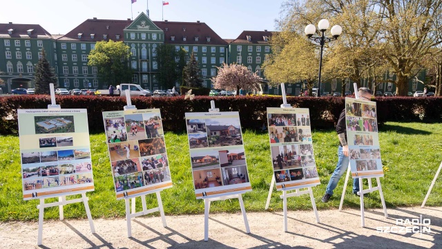 Na szczecińskich Jasnych Błoniach rozpoczęły się obchody Dnia Godności Osób z Niepełnosprawnością Intelektualną.