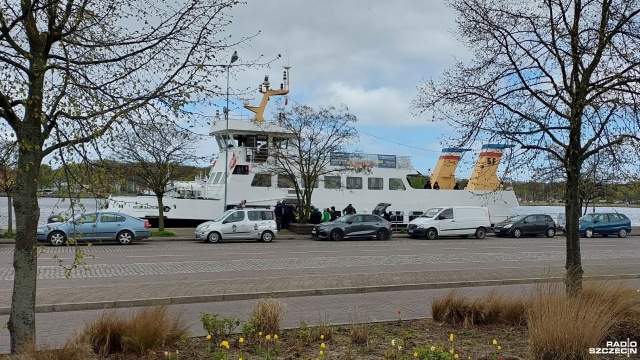 Ostatnie dni pokazały, że sprawdził się transport do świnoujskiej latarni morskiej i Fortu Gerharda, sponsorowany dla wszystkich chętnych przez spółkę Gaz-System.