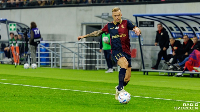 Kamil Grosicki nominowany do nagród za sezon 20222023 PKO Bank Polski Ekstraklasy. Piłkarz Pogoni Szczecin jest wśród pięciu kandydatów do nagrody dla najlepszego Pomocnika Sezonu.