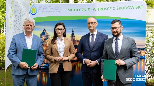 Kolejny samorząd w województwie zachodniopomorskim otrzymał dofinansowanie na zakup pojazdów hybrydowych typu plug-in, czyli z wtyczką. Chodzi o kwotę 150 tysięcy złotych. Dwa nowe samochody trafią do gminy Szczecinek.