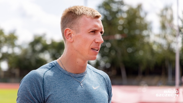 Piotr Lisek w dobrej formie na początku letniego sezonu lekkoatletycznego. Zawodnik OSOT-u Szczecin wygrał konkurs skoku o tyczce podczas Mityngu na Rynku Kościuszki w Białymstoku.