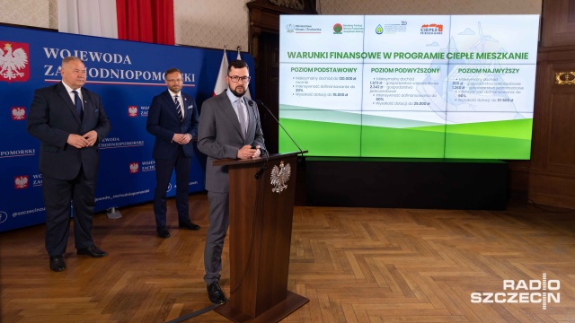11 gmin z zachodniej części województwa otrzymało pieniądze na docieplenie budynków lub wymianę kotłów z programu Ciepłe mieszkanie. Dziś rozdysponowano ponad 7 milionów złotych. Pieniądze trafiły m.in. do Trzebiatowa, Pyrzyc, Morynia, mówi prezes Wojewódzkiego Funduszu Ochrony Środowiska Marek Subocz.