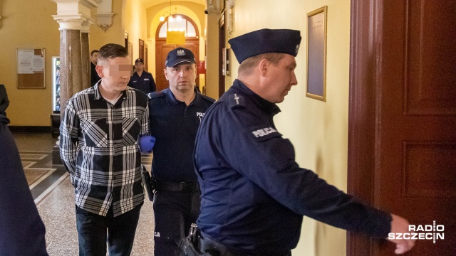 Upił się i zabił. Wyrok 14,5 roku więzienia usłyszał Piotr P. za zabójstwo z 2021 roku.