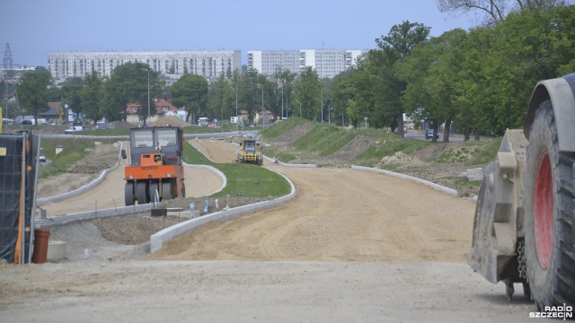 W Kołobrzegu powstaje brakujący łącznik pomiędzy zjazdem z drogi S6 a centrum miasta. Ma on znacznie usprawnić dojazd do kurortu.